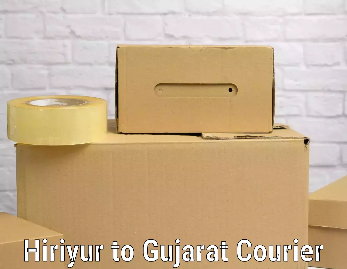 Affordable luggage courier Hiriyur to Gujarat